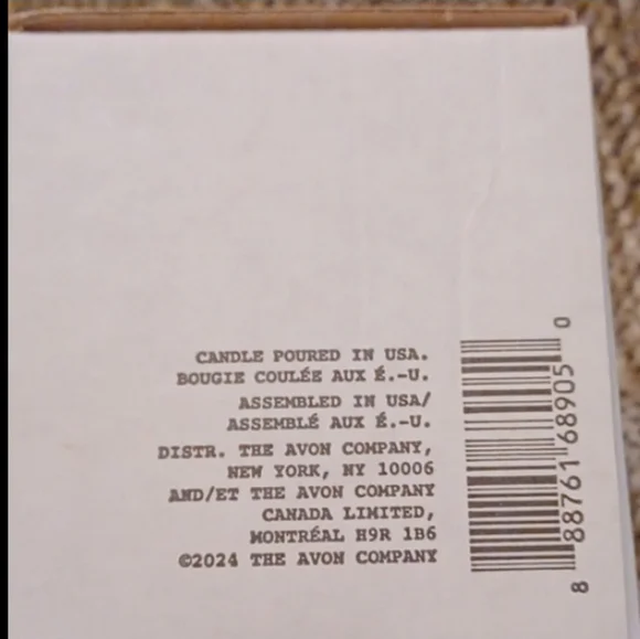 4/$60 New Avon "Coco Mochi Swirl" Scented Candle - 198.4 g (7.0 oz.) - Picture 5 of 7